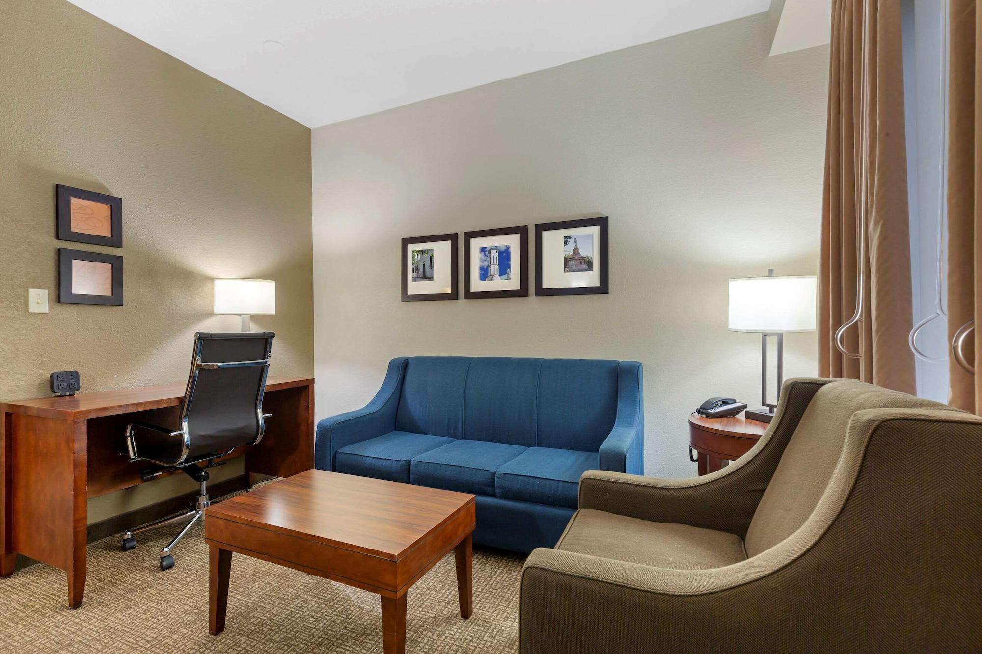 Comfort Suites Fredericksburg South Dış mekan fotoğraf