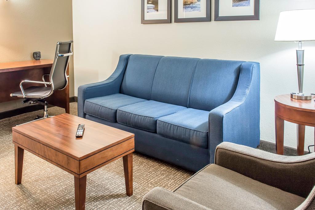 Comfort Suites Fredericksburg South Dış mekan fotoğraf